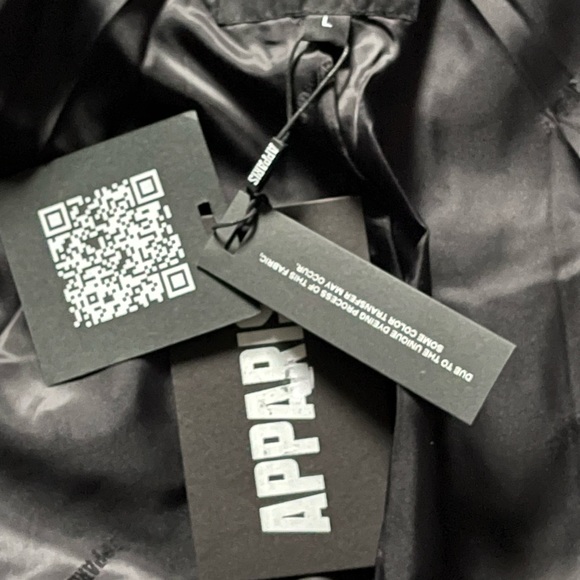 NWT Apparis Jemma Puffer Jacket in Noir Size Large - Picture 9 of 16